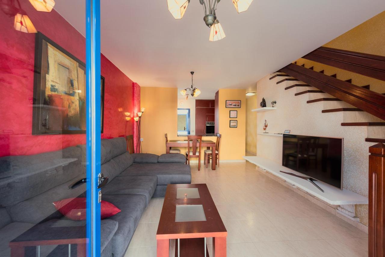 Modern Beach House In Famara Ngoại thất bức ảnh
